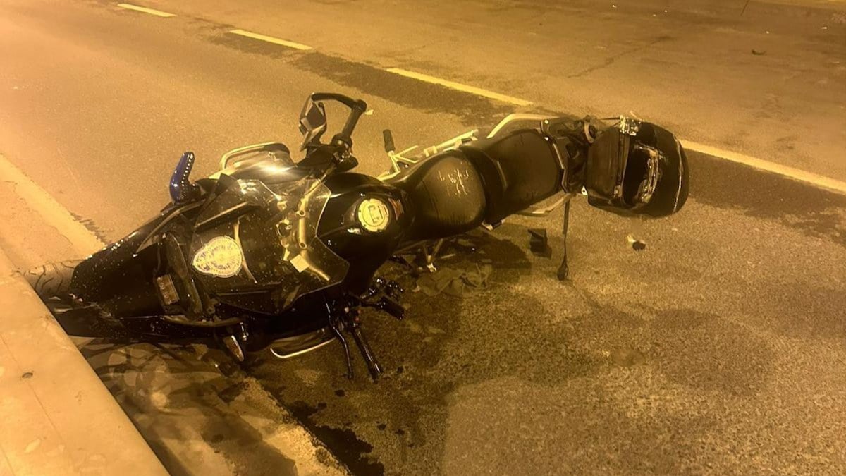 Istanbul Sislide kaza yapan motosikletli polis sehit oldu